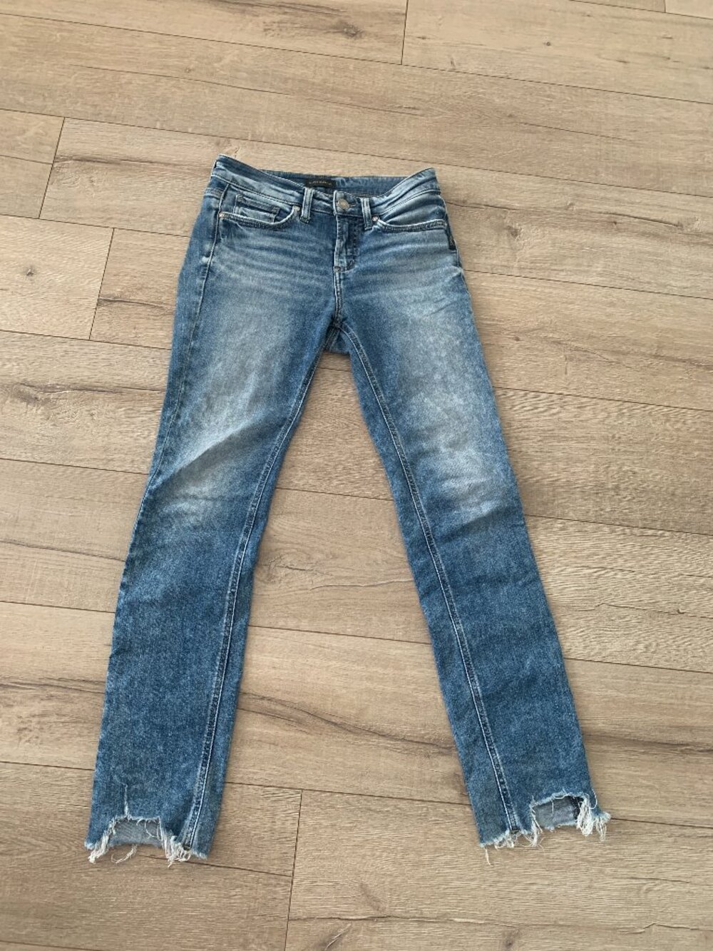 Silver Women's Jeans Suki Straight W26/L31
